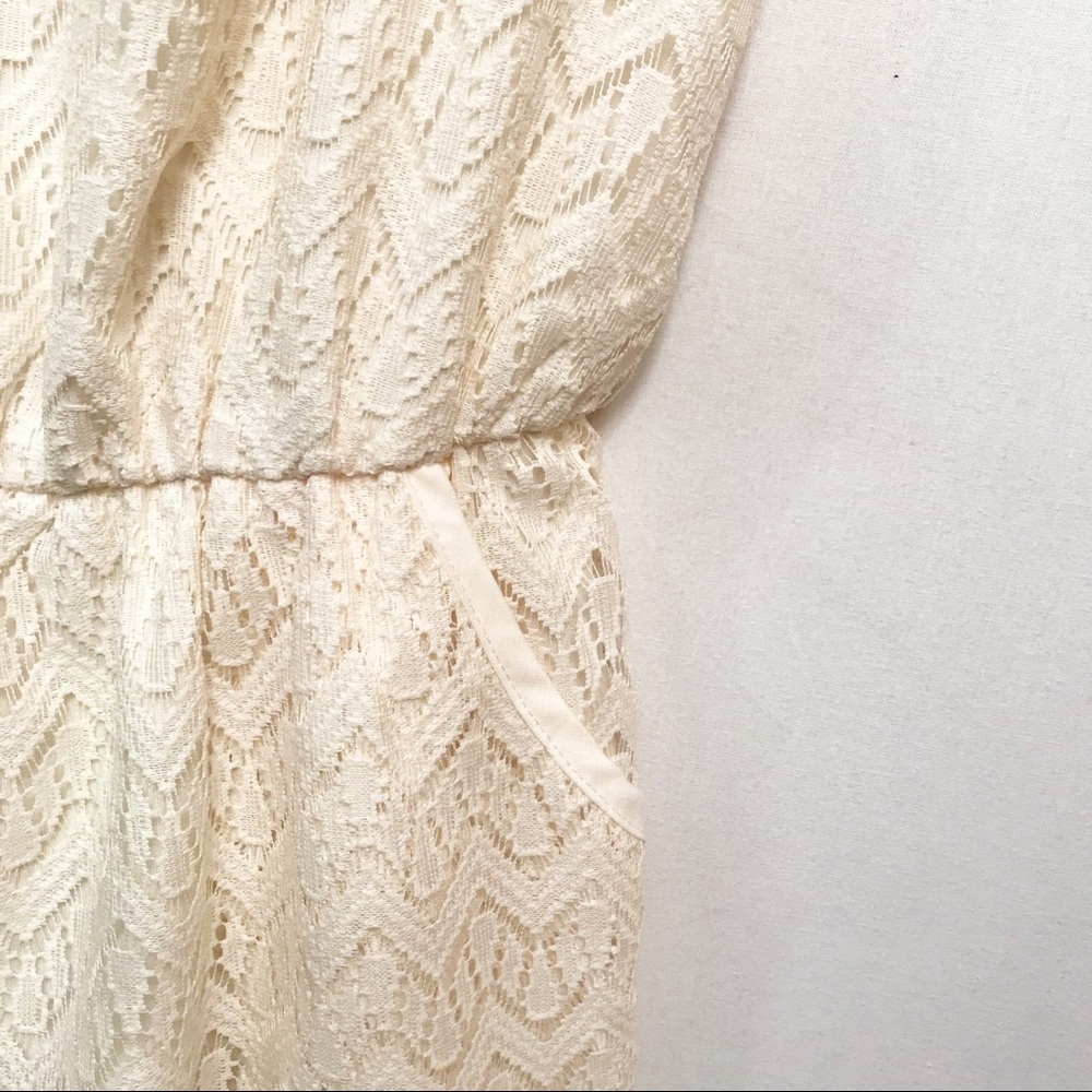 Xhilaration Chevron Lace Pocket Romper Size Small Boho Coquette Romantic Casual - Picture 4 of 6